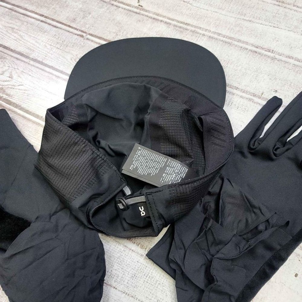 Zero Cap Running Hat And Weather Gloves By On - image 3